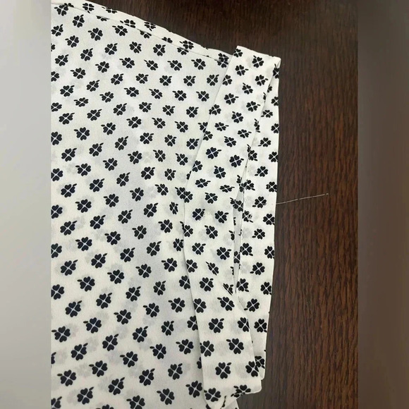 Max Studio women’s black and white blouse size large - Picture 3 of 8